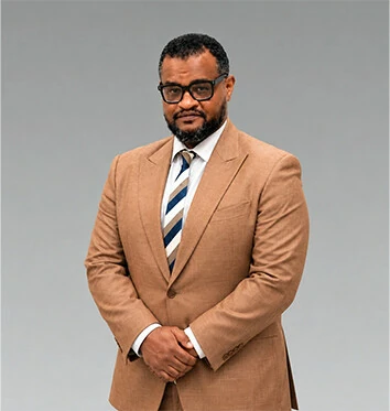 الاستاذ راشد عبد المنعم الخضر محمود